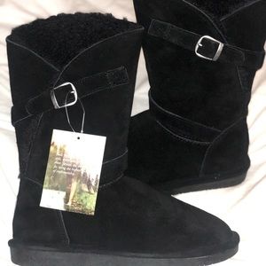 Bearpaw black boots
